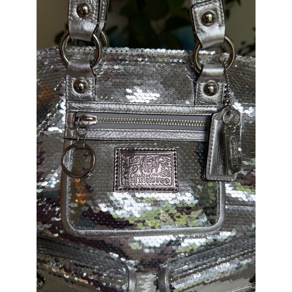 Coach Limited Edition Poppy Sequin Spotlight Tote Shoulder Bag 13821 Silver Y2K - Picture 4 of 16